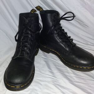Dr. Martens 1460 Pascal Black Lace-Up Combat Boots